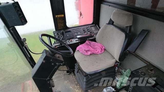 CASE 1660 Teraviljakombainid