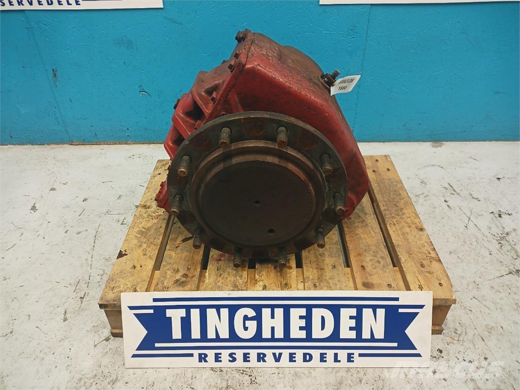 CASE 1680 Lisavarustus ja komponendid