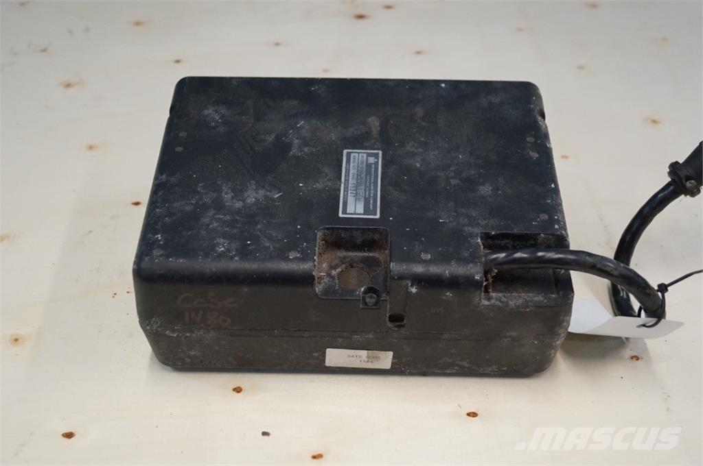 CASE 1680 Elektroonikaseadmed