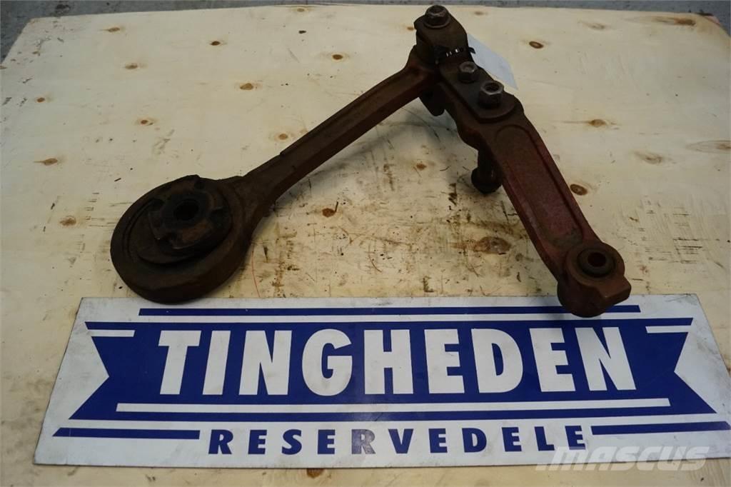 CASE 1680 Lisavarustus ja komponendid