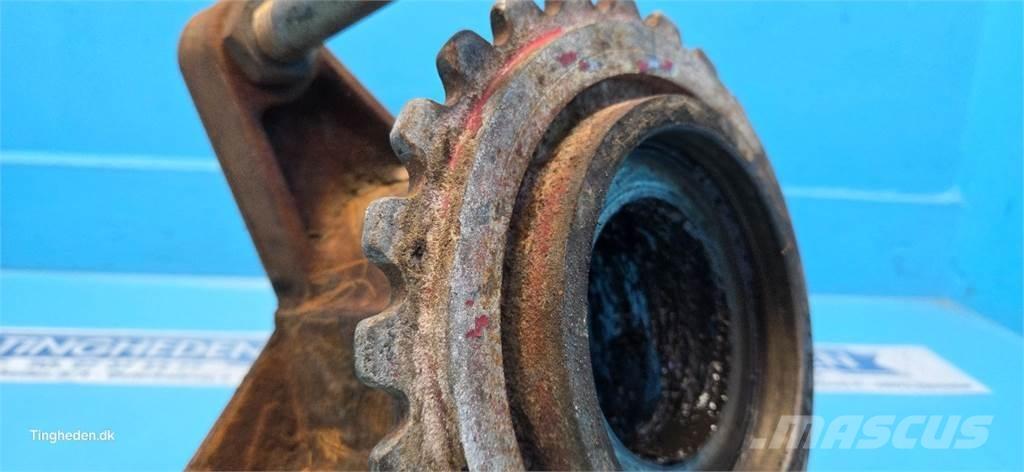 CASE 1680 Lisavarustus ja komponendid