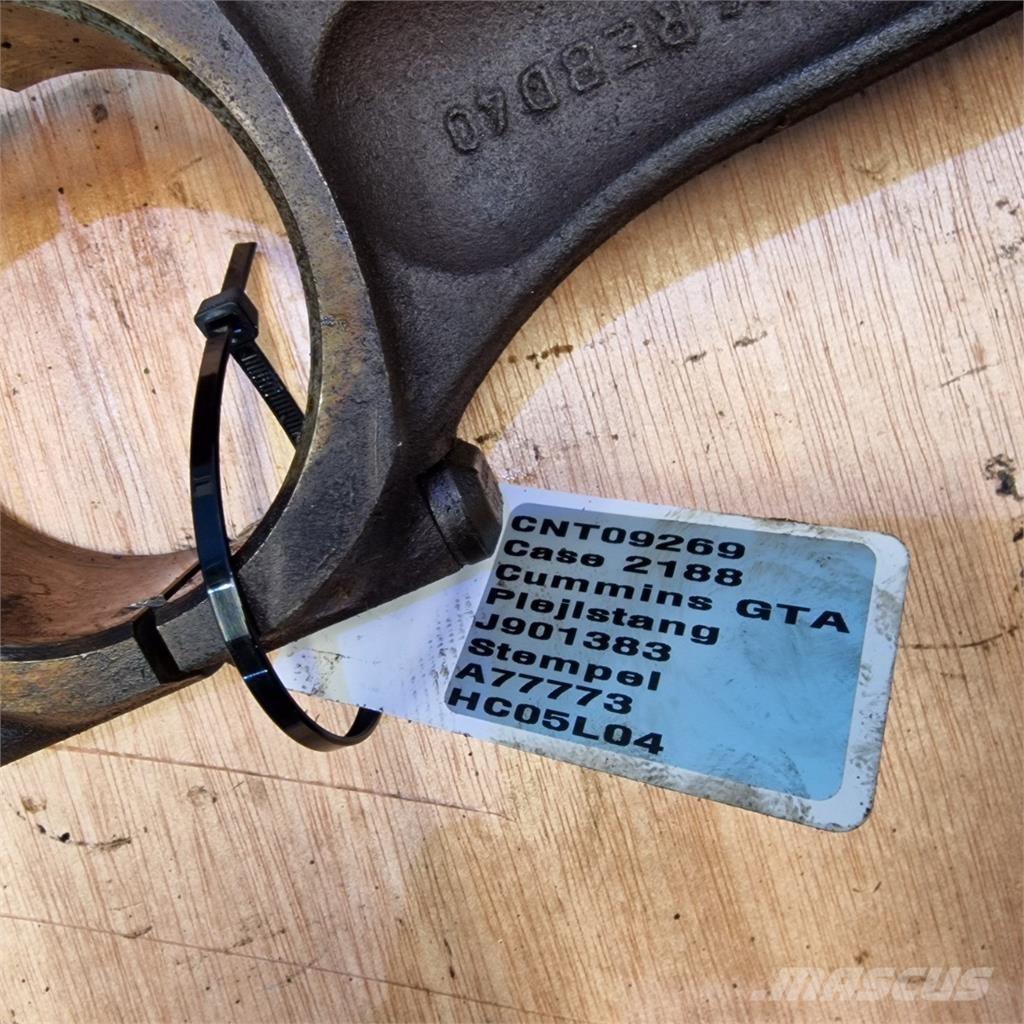CASE 2188 Mootorid
