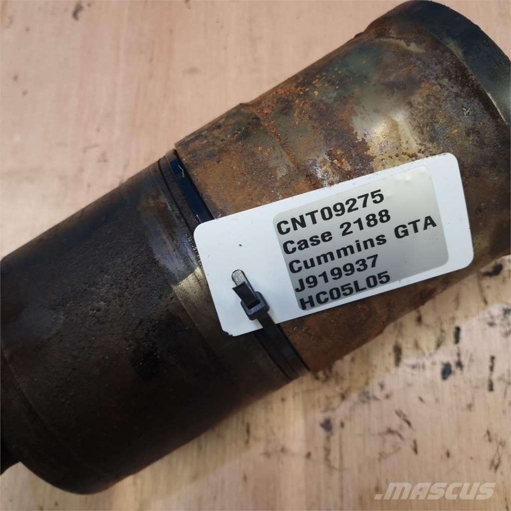 CASE 2188 Mootorid