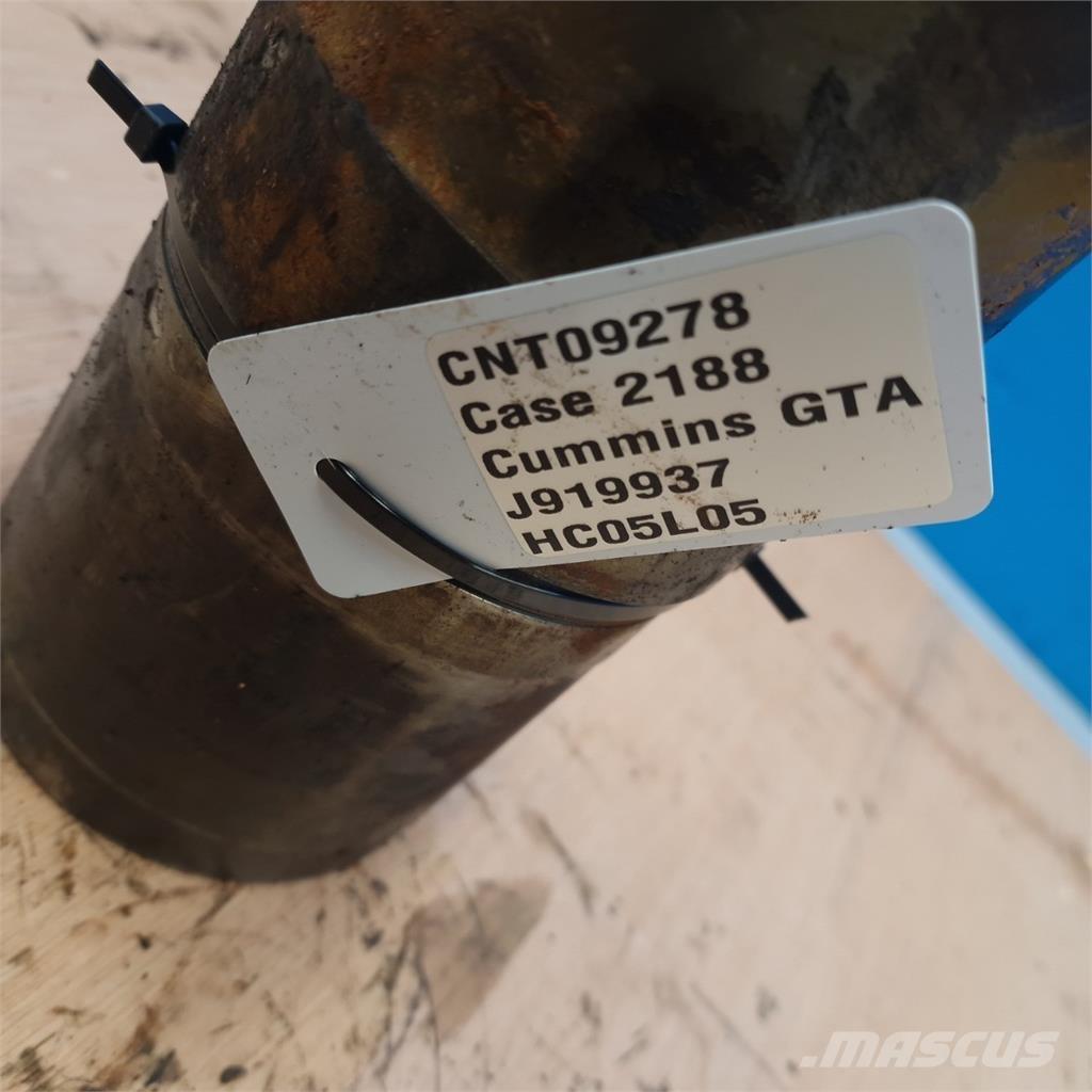CASE 2188 Mootorid