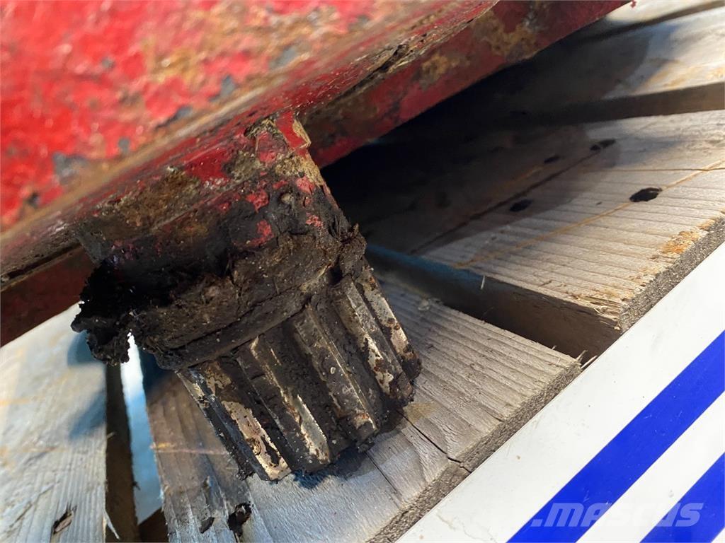 CASE 2388 Lisavarustus ja komponendid