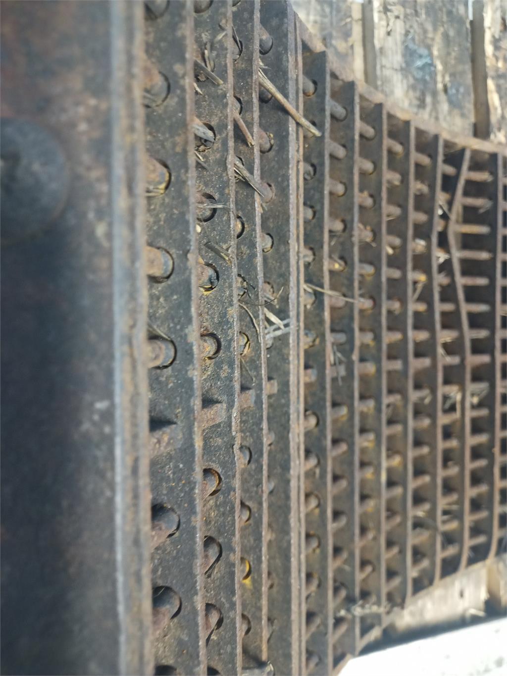 CASE 2388 Lisavarustus ja komponendid