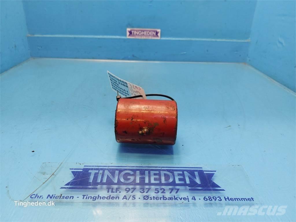 CASE 2388 Lisavarustus ja komponendid