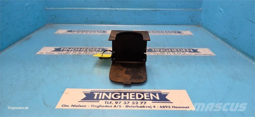 CASE 2388 Lisavarustus ja komponendid