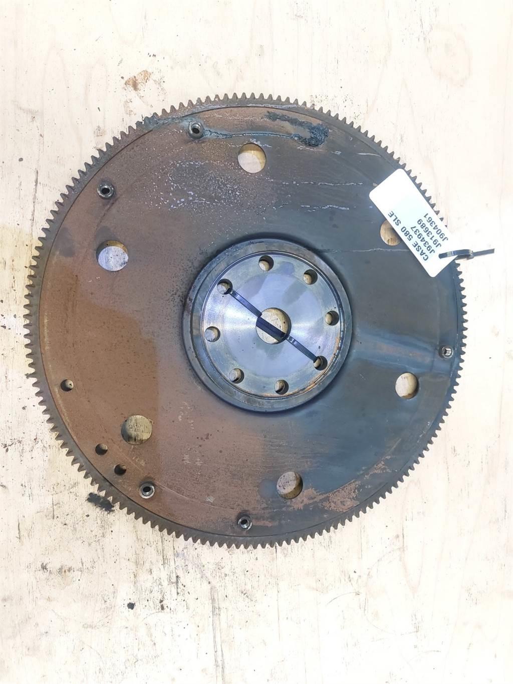 CASE 580 SLE Mootorid