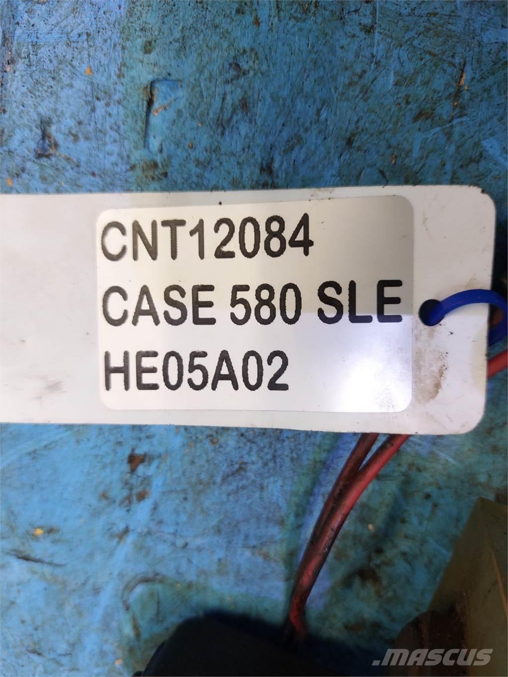 CASE 580 SLE Elektroonikaseadmed
