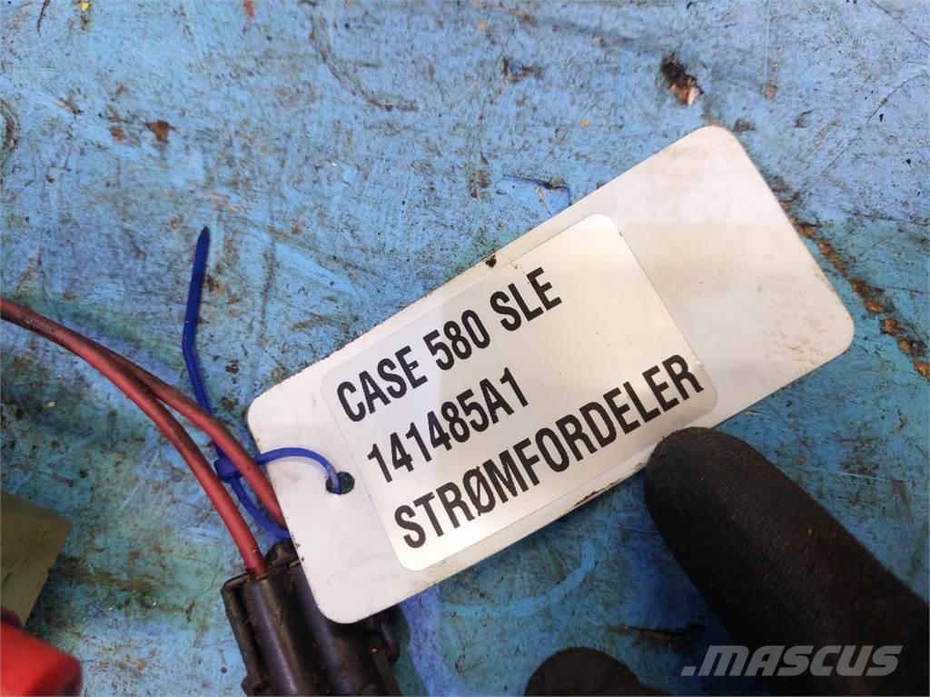 CASE 580 SLE Elektroonikaseadmed