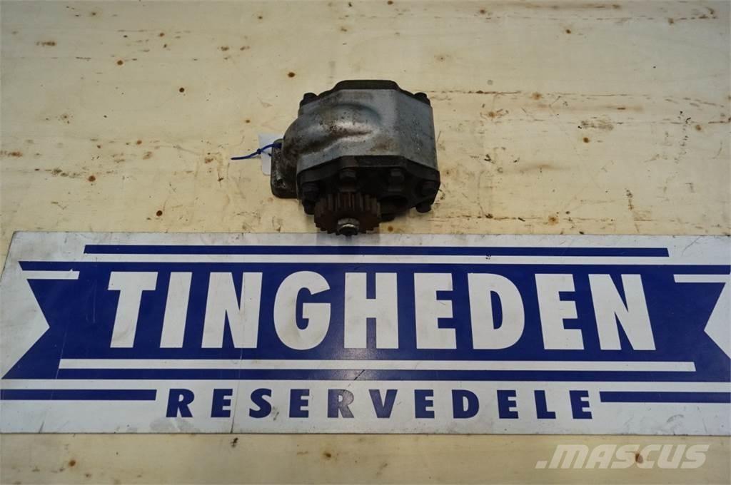 CASE 595 Hüdraulika