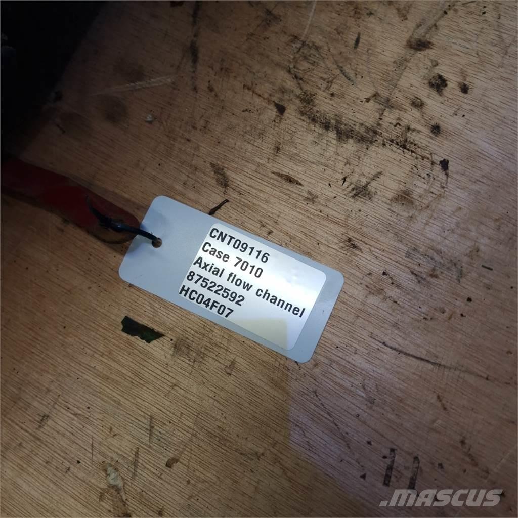 CASE 7010 Radiaatorid