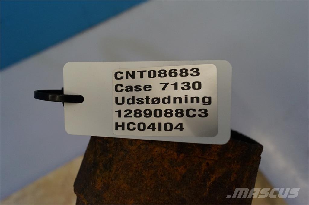 CASE 7130 Mootorid