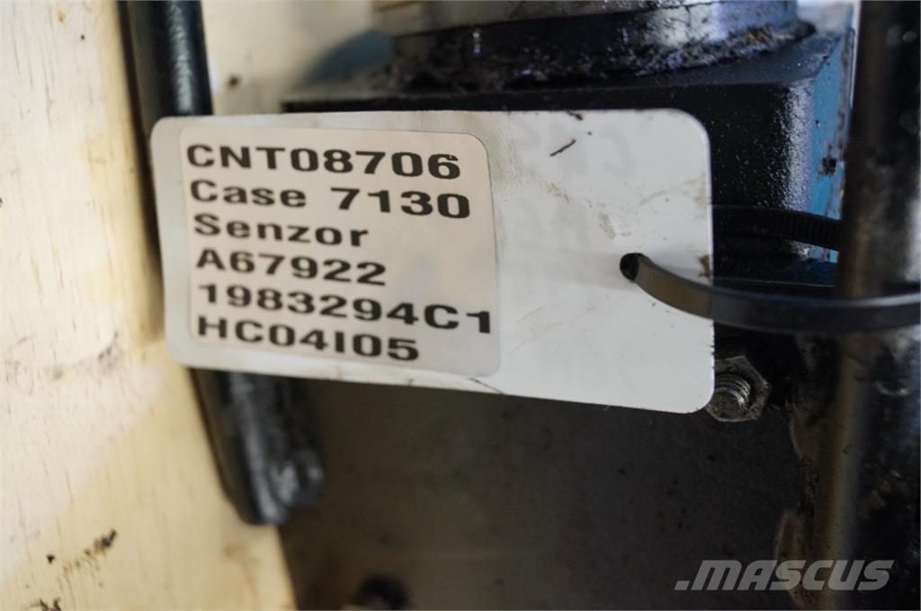 CASE 7130 Elektroonikaseadmed
