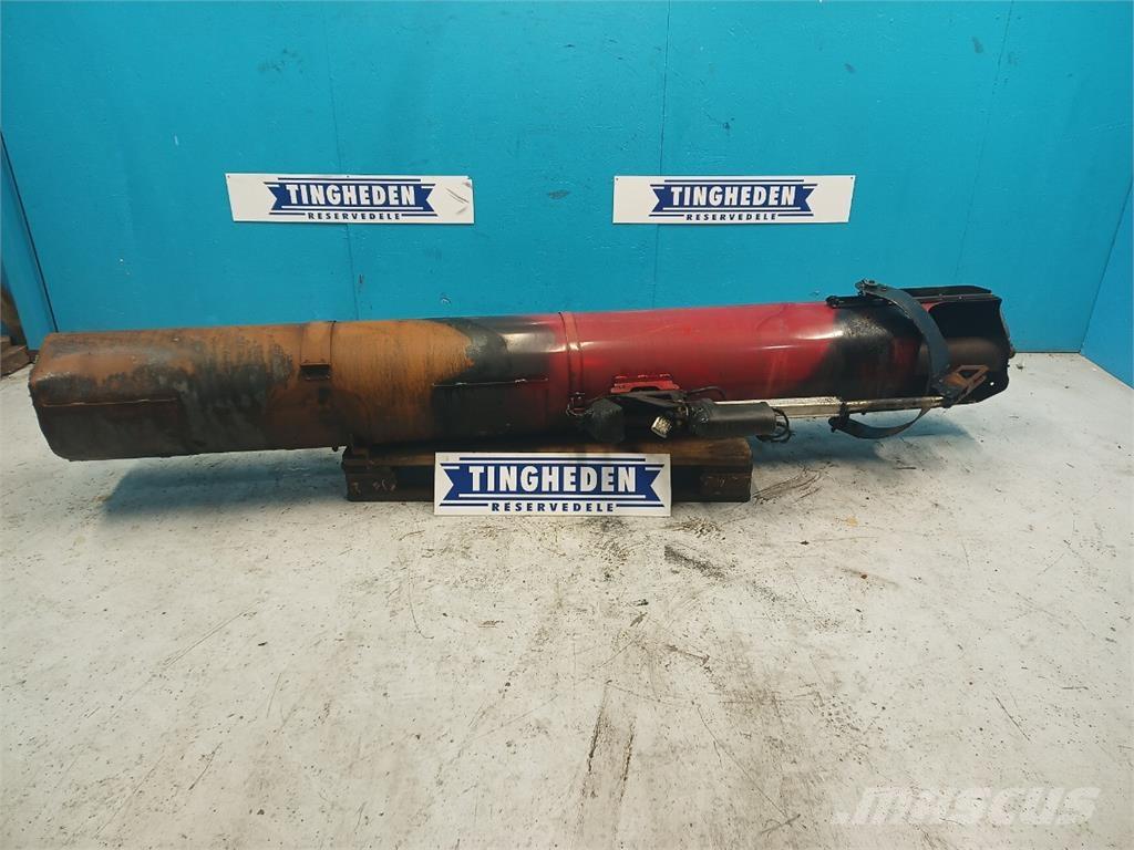 CASE 7240 Lisavarustus ja komponendid