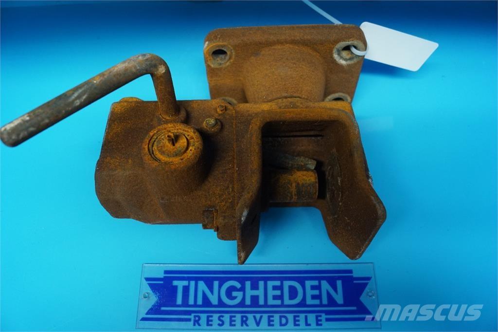 CASE 7240 Lisavarustus ja komponendid