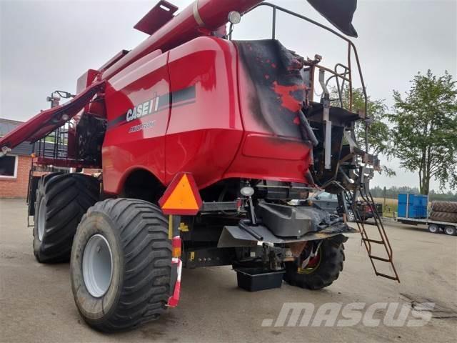 CASE 8010 Teraviljakombainid
