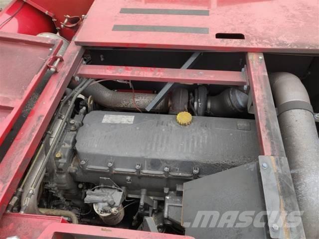 CASE 8010 Teraviljakombainid