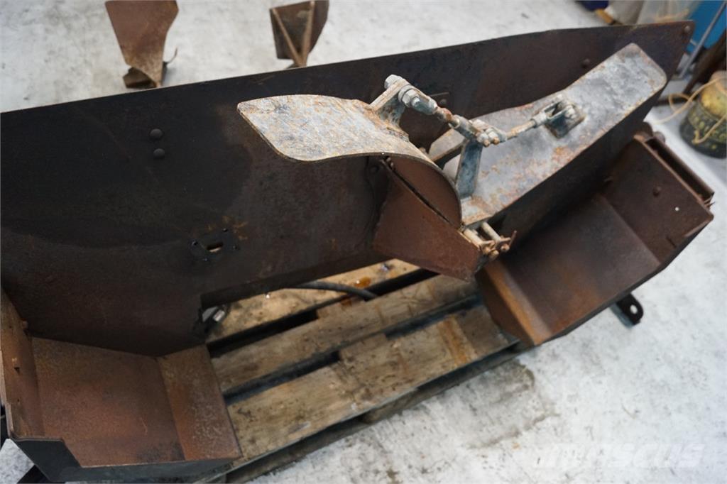 CASE 8010 Lisavarustus ja komponendid