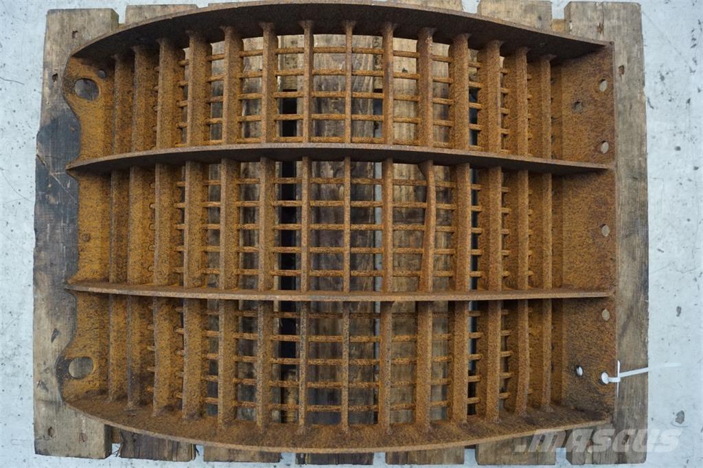 CASE 8010 Lisavarustus ja komponendid