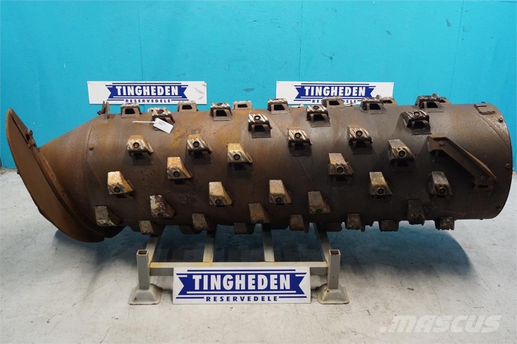 CASE 8010 Lisavarustus ja komponendid