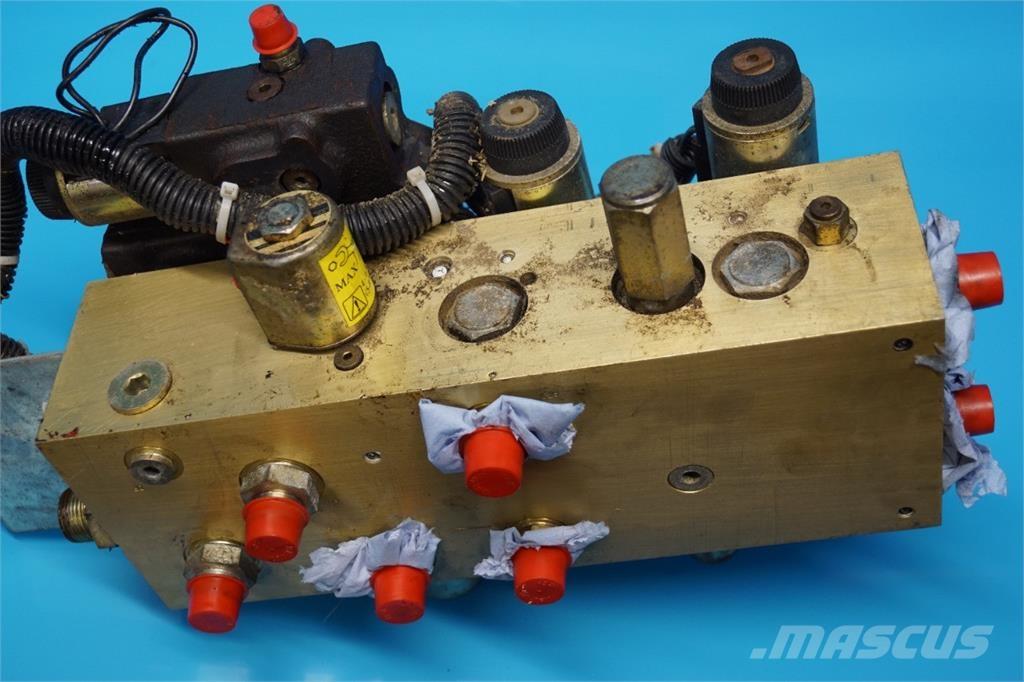 CASE 8010 Hüdraulika