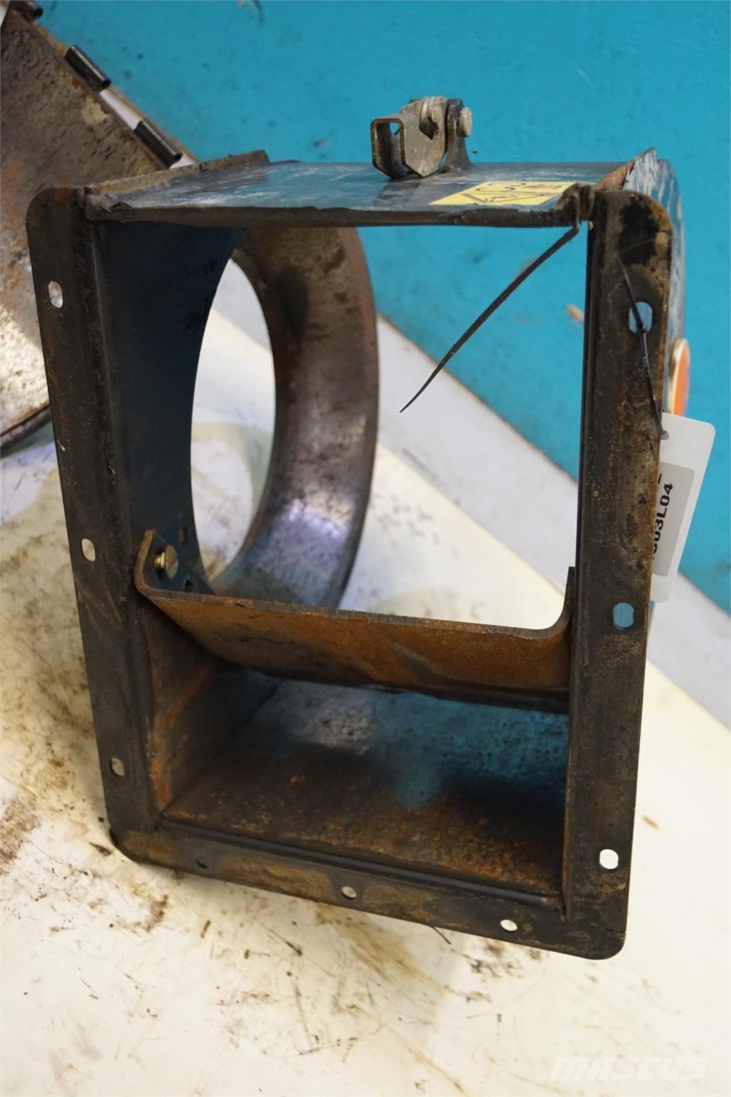 CASE 8010 Lisavarustus ja komponendid