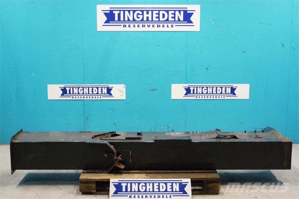 CASE 8010 Lisavarustus ja komponendid