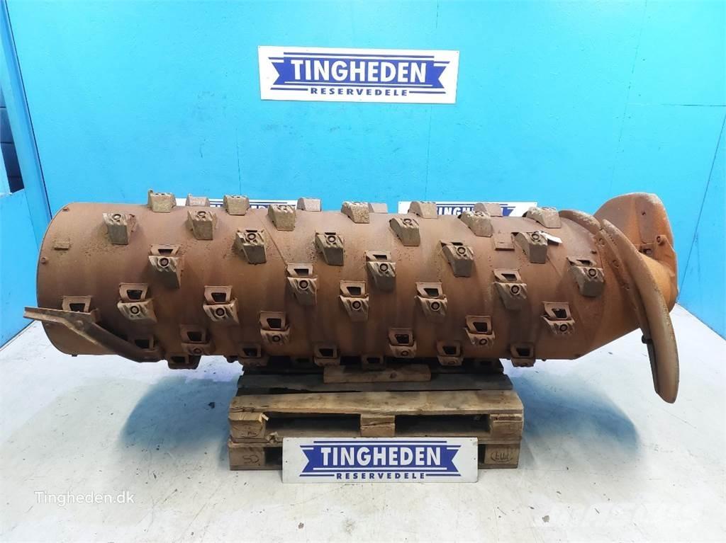 CASE 8010 Lisavarustus ja komponendid