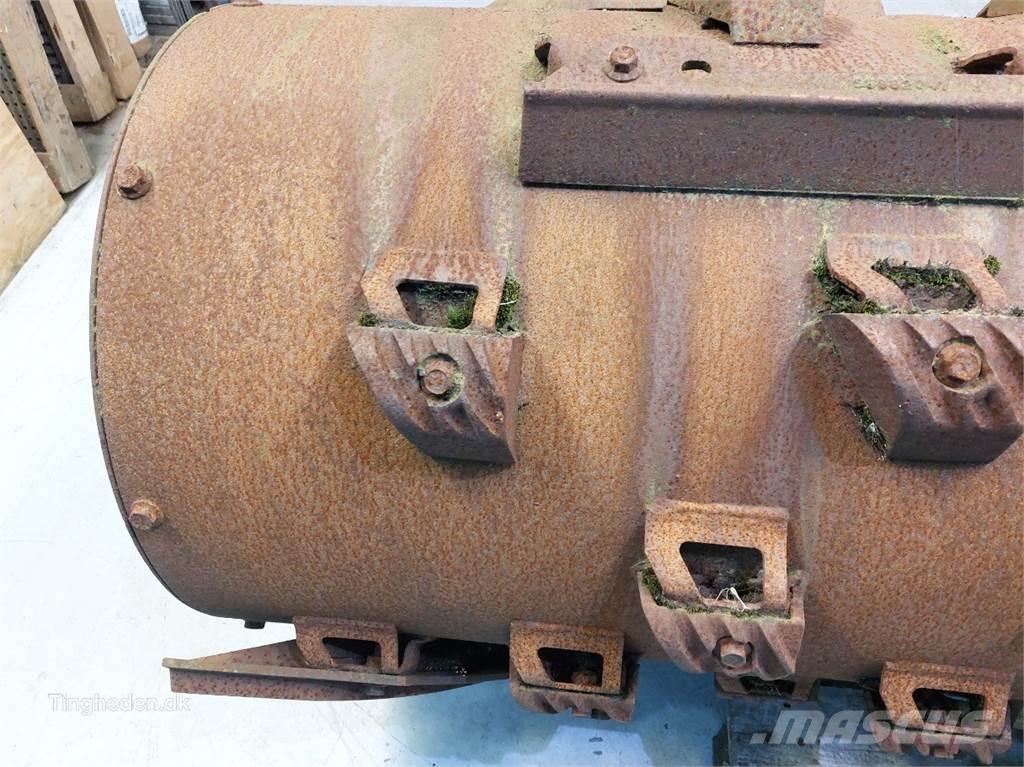 CASE 8010 Lisavarustus ja komponendid