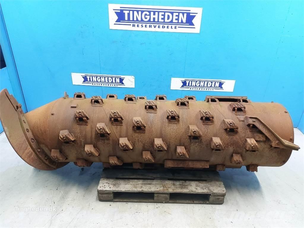 CASE 8010 Lisavarustus ja komponendid