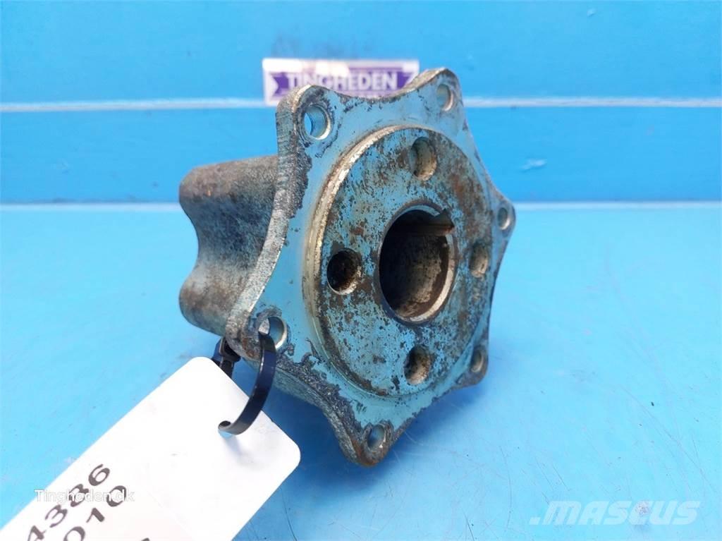 CASE 8010 Lisavarustus ja komponendid