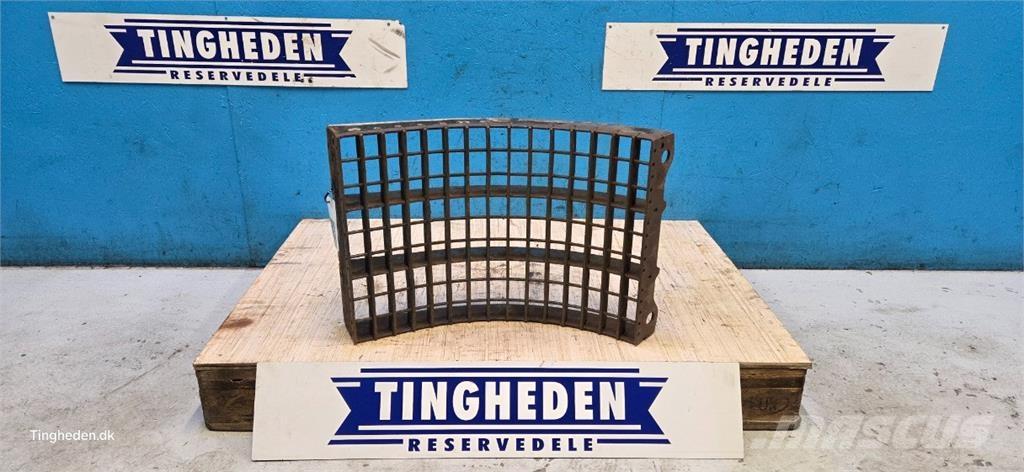 CASE 8010 Lisavarustus ja komponendid