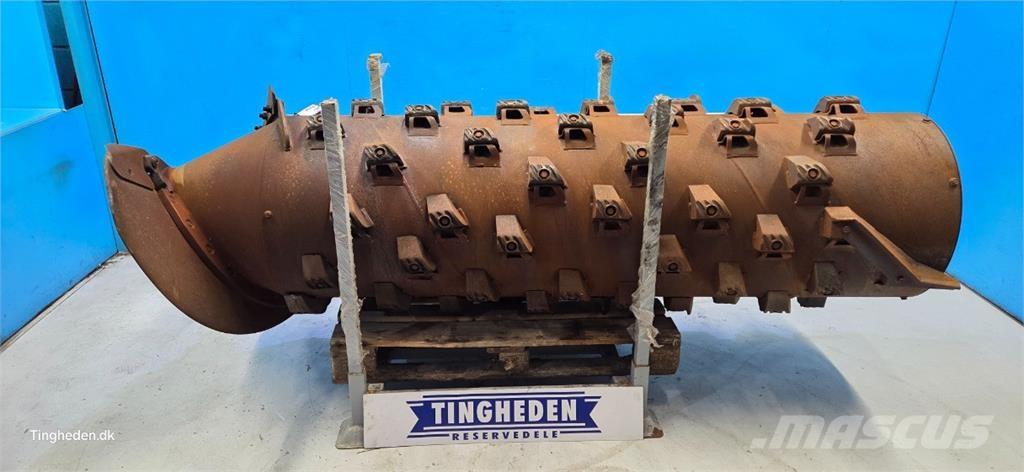 CASE 8010 Lisavarustus ja komponendid