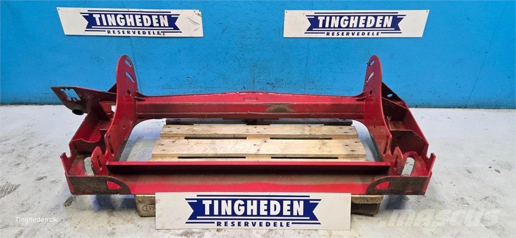 CASE 8010 Lisavarustus ja komponendid