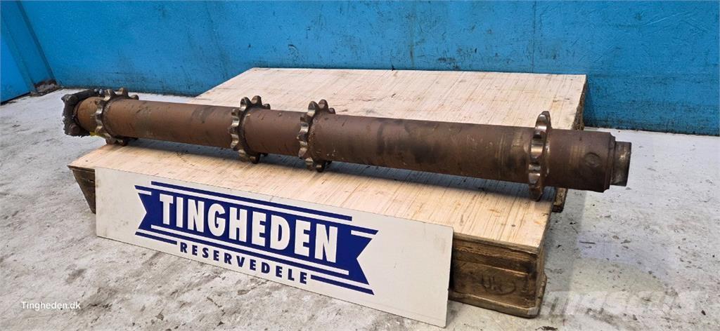 CASE 8010 Lisavarustus ja komponendid