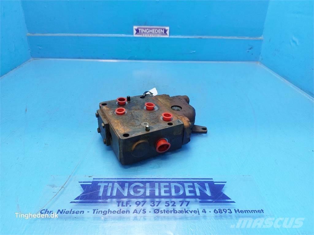 CASE 844XL Hüdraulika