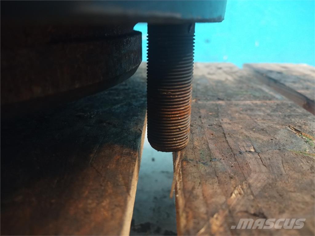 CASE 9010 Lisavarustus ja komponendid