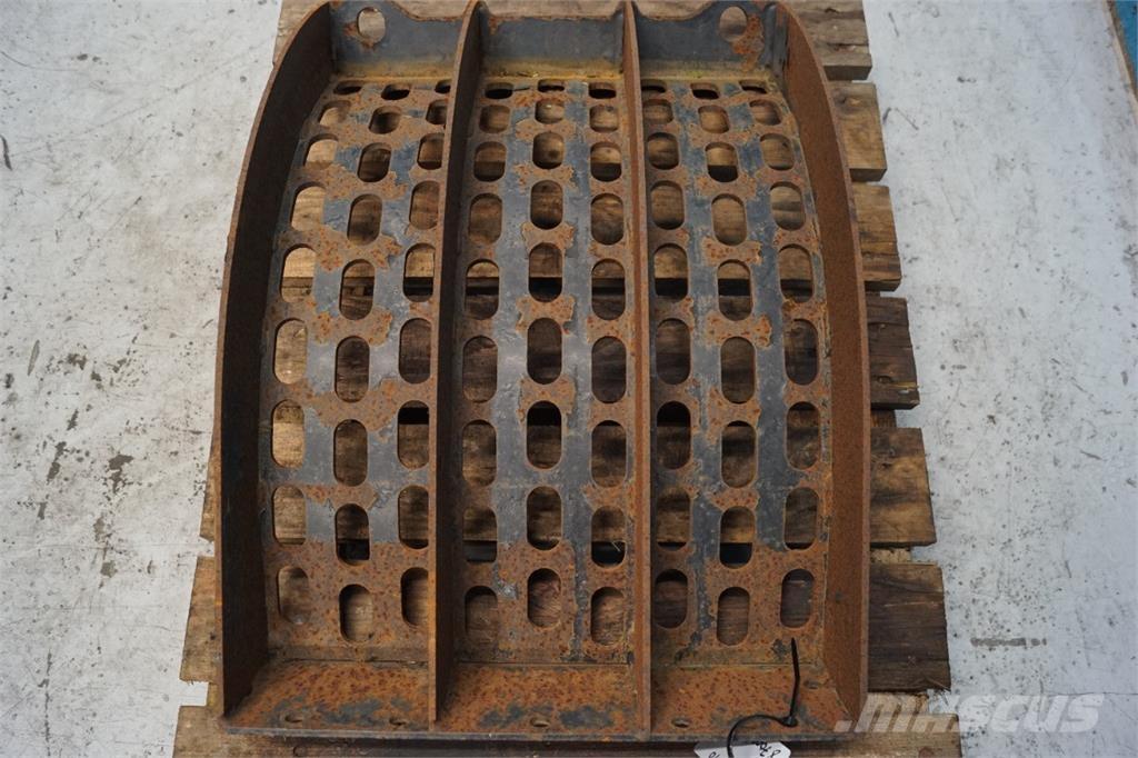 CASE 9010 Lisavarustus ja komponendid