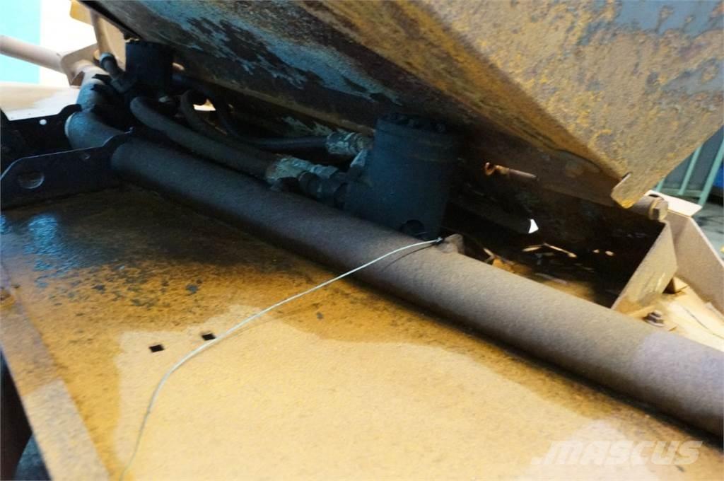 CASE 9010 Lisavarustus ja komponendid