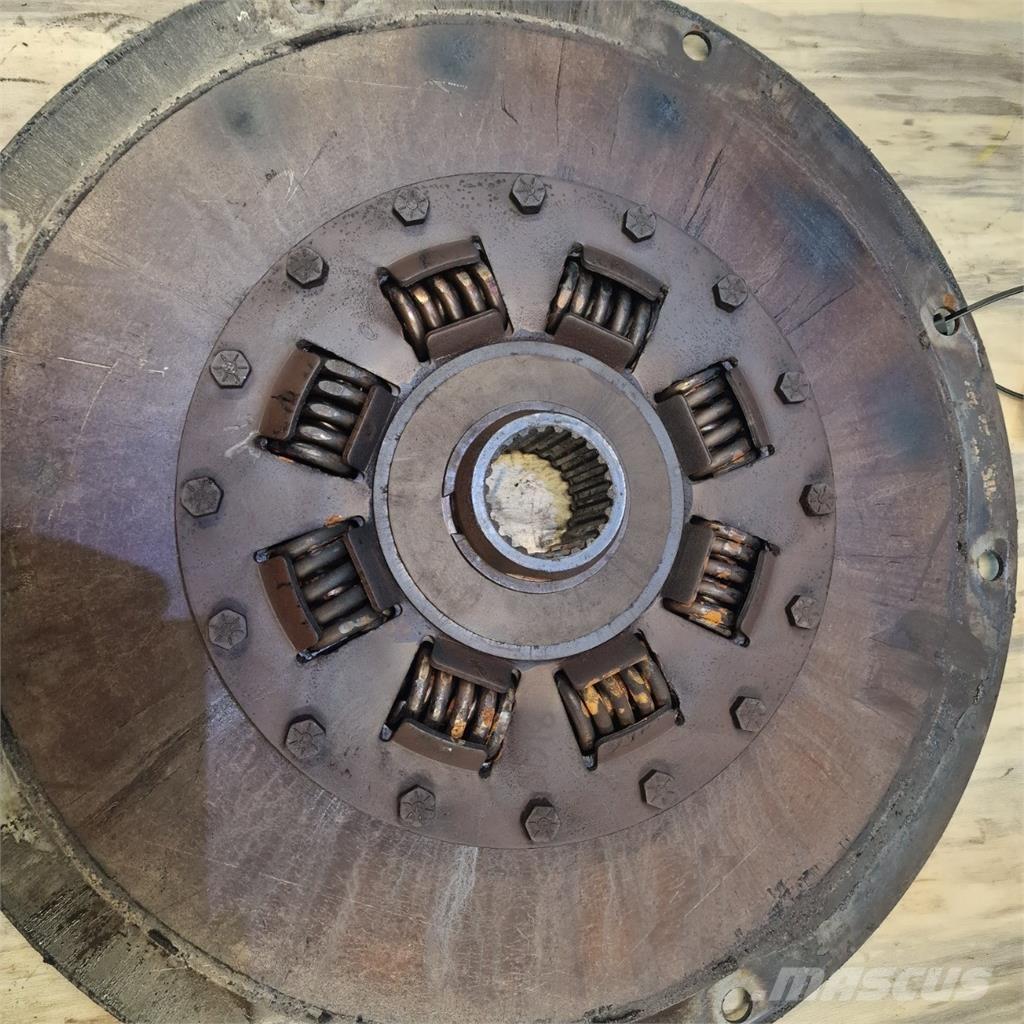 CASE 9010 Mootorid