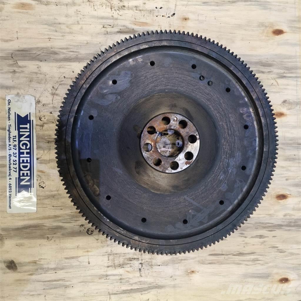 CASE 9010 Mootorid