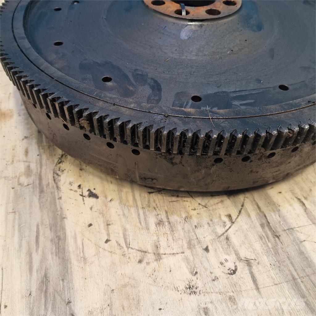 CASE 9010 Mootorid