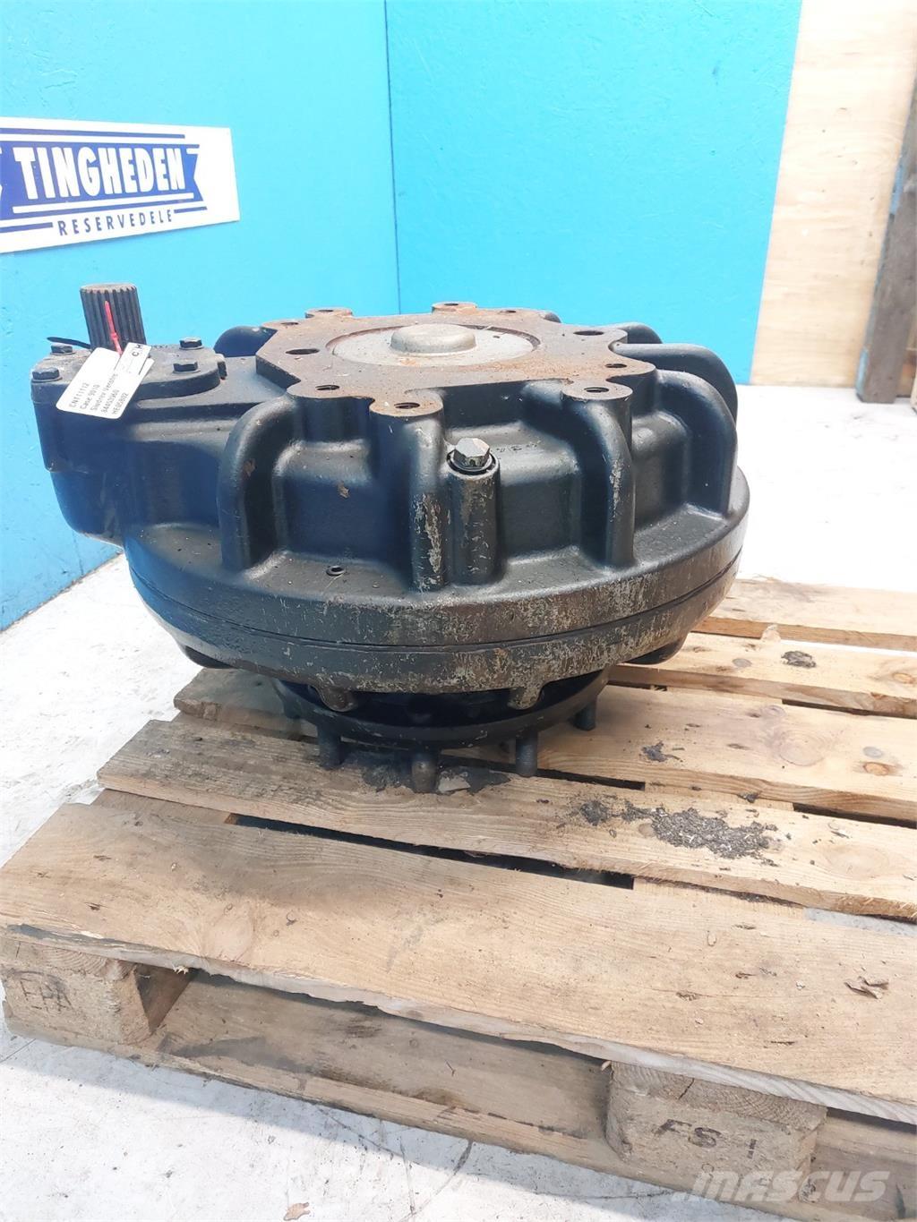 CASE 9010 Lisavarustus ja komponendid