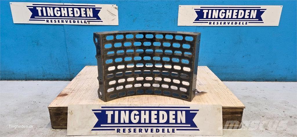 CASE 9010 Lisavarustus ja komponendid