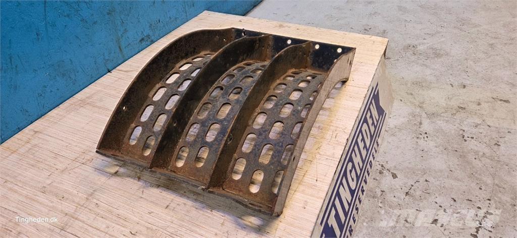 CASE 9010 Lisavarustus ja komponendid