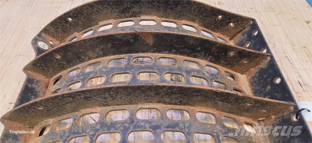 CASE 9010 Lisavarustus ja komponendid