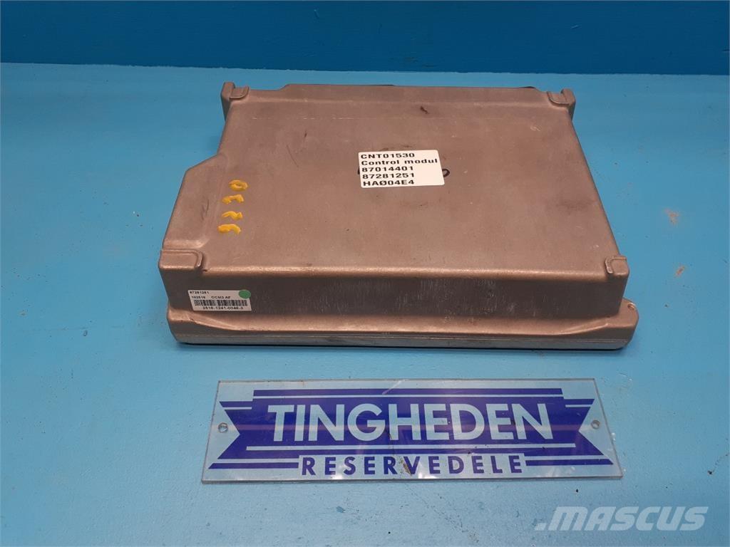 CASE 9230 Elektroonikaseadmed