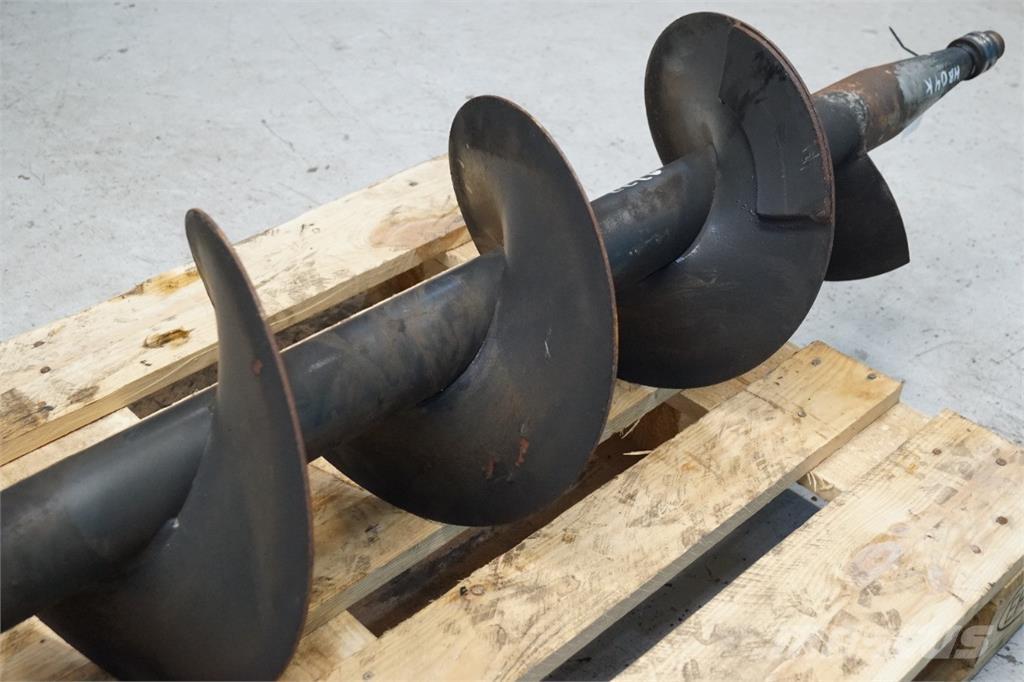 CASE 9230 Lisavarustus ja komponendid